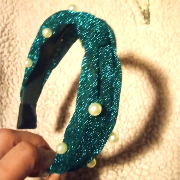 NWT PEARL STUDDED HEADBANDS! 1 for $12 or 2 for $20! - Picture 4 of 5
